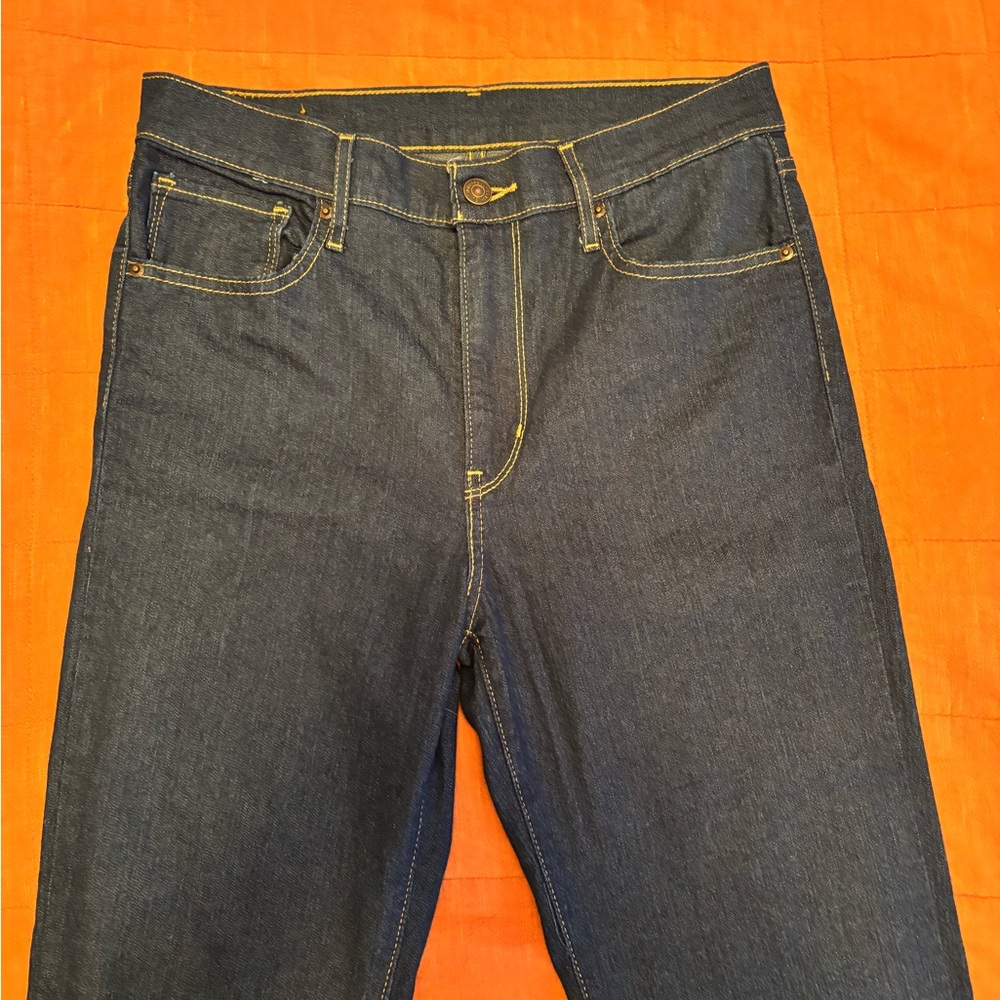 Levi’s Straight Leg Jeans